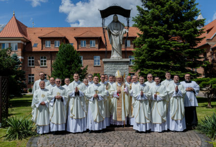“Let us put on the armor of God” – priestly and deacon ordination in Poland.
